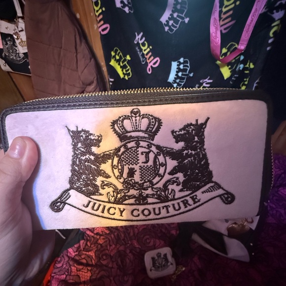 Juicy Couture Black and White Wallet - Picture 4 of 6